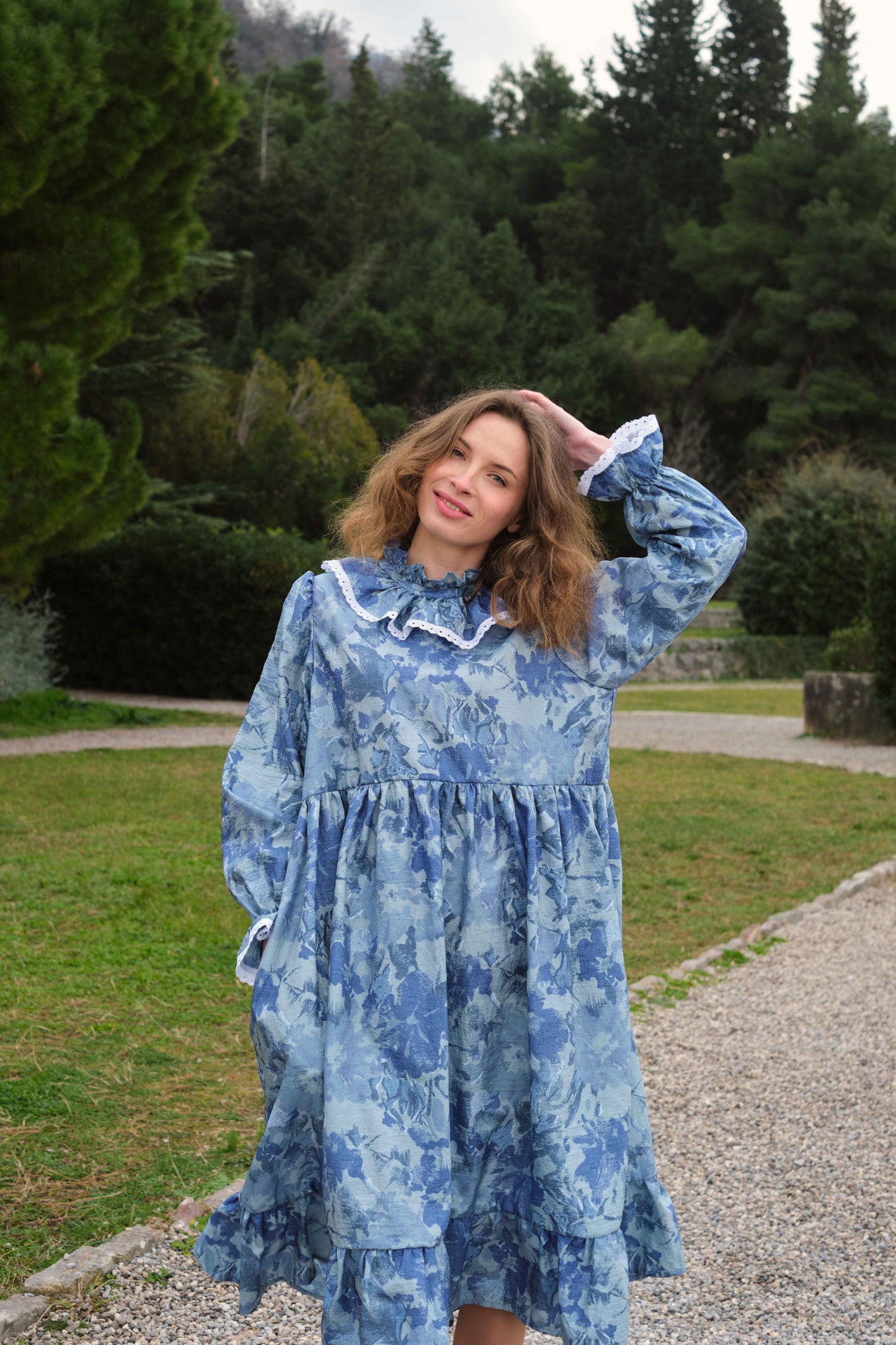 Lora dress