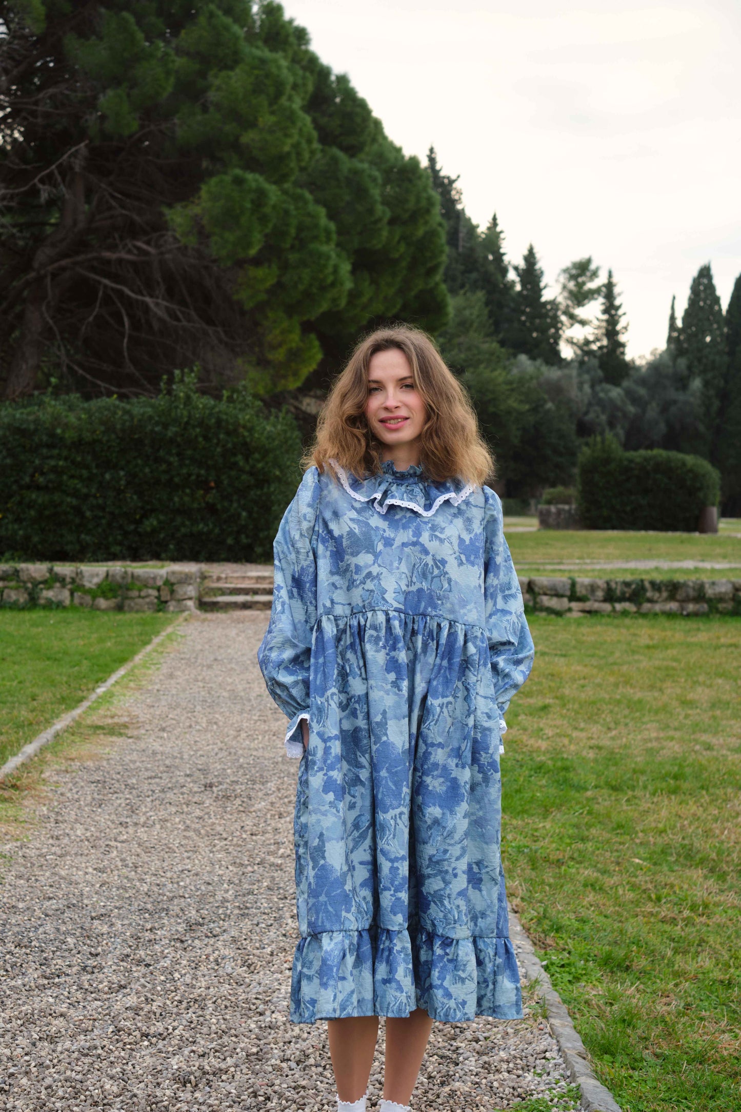 Lora dress